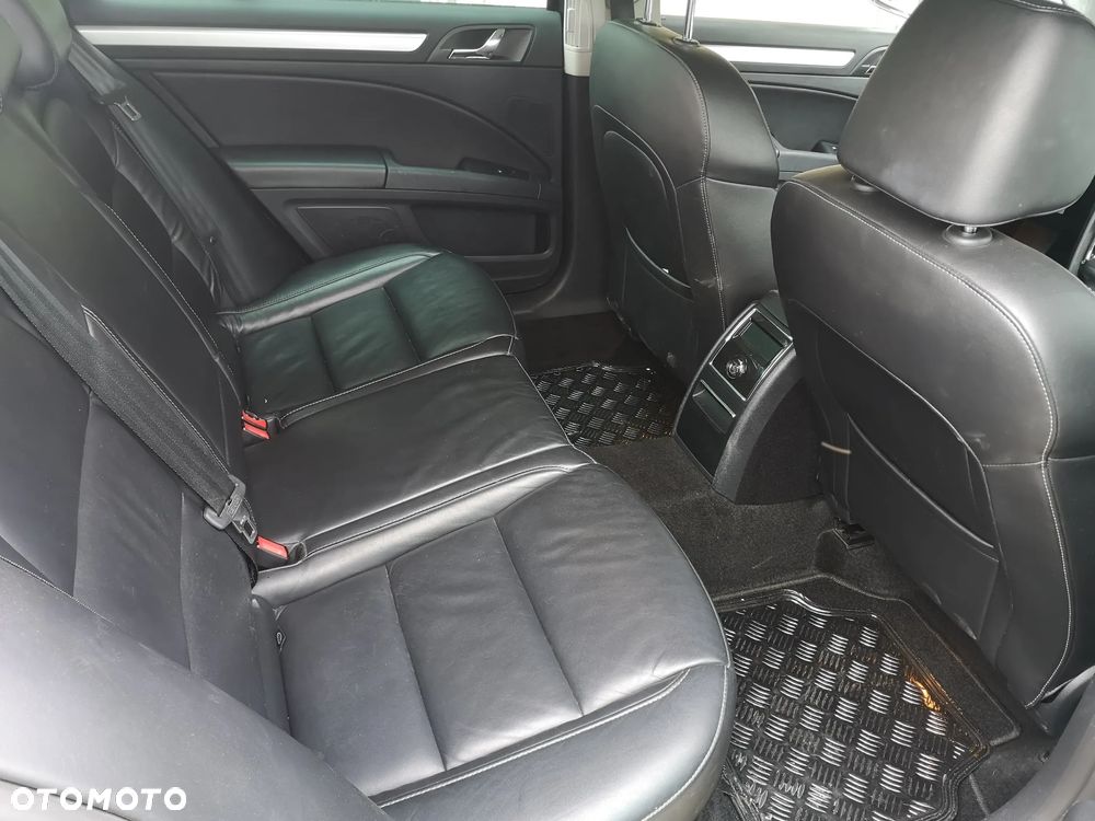 Skoda Superb 2.0 TDI DSG Elegance - 10