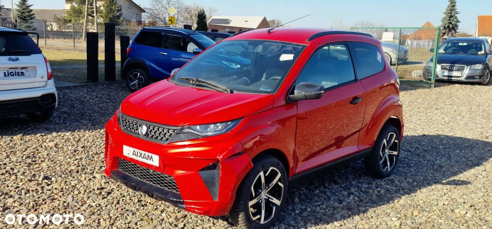 Aixam Crossover - 17
