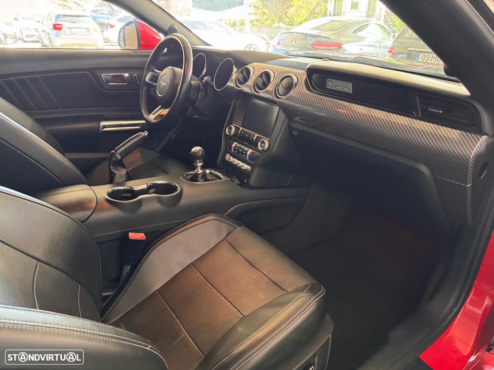Ford Mustang 2.3i EcoBoost - 22
