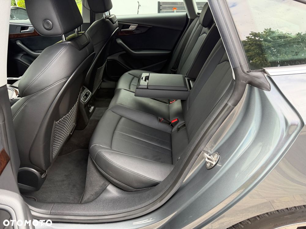 Audi A5 Sportback 40 TFSI mHEV S Line S tronic - 37