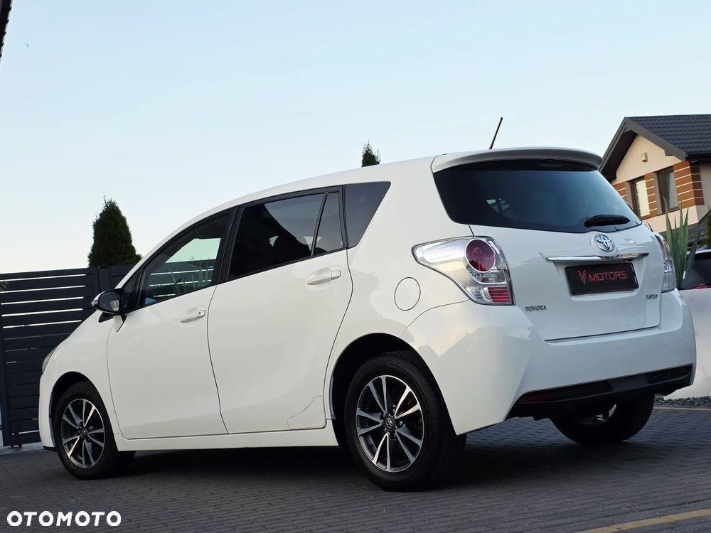 Toyota Verso 1.6 D-4D Premium - 31