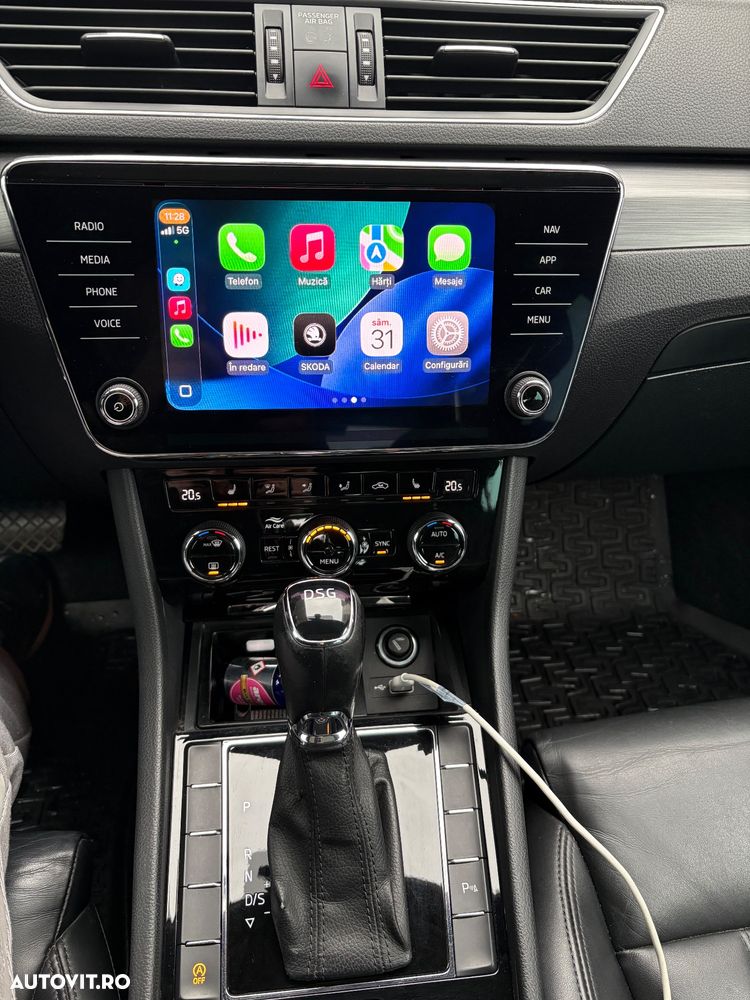 Skoda Superb 2.0 TDI DSG Style - 27