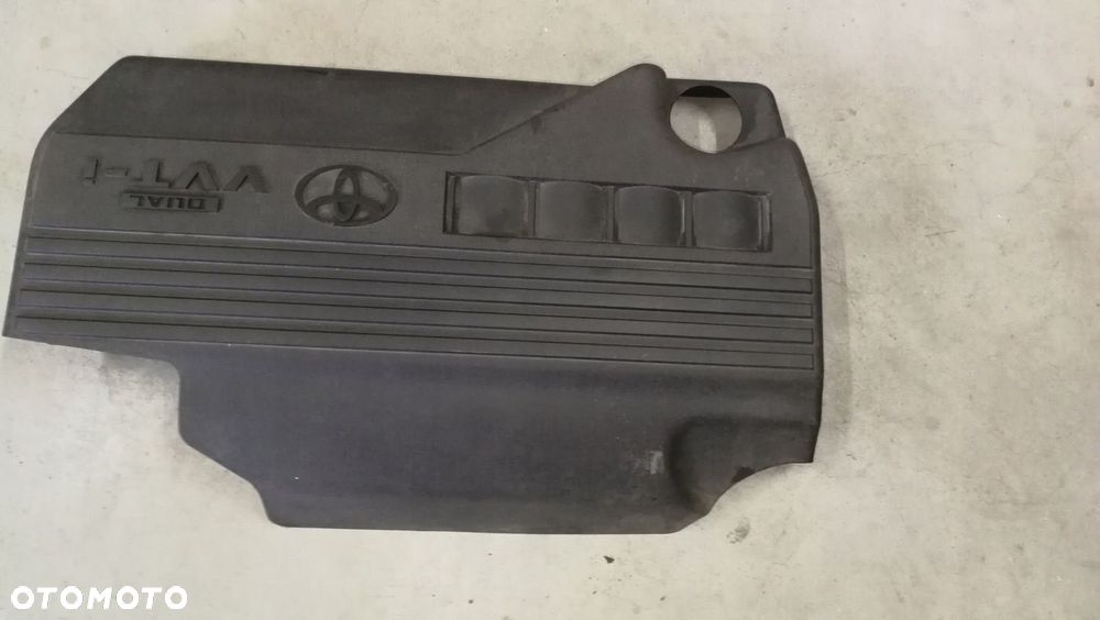 Pokrywa silnika dekiel 1.33 Toyota Auris I 09-12 - 2