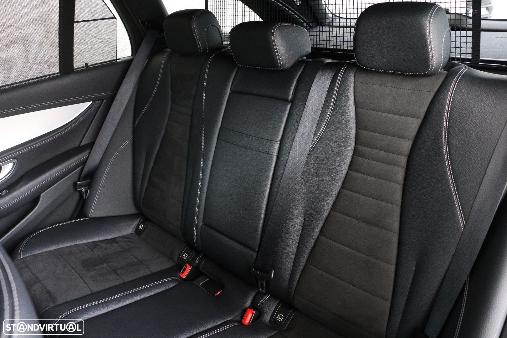 Mercedes-Benz E 300 de AMG Line - 22