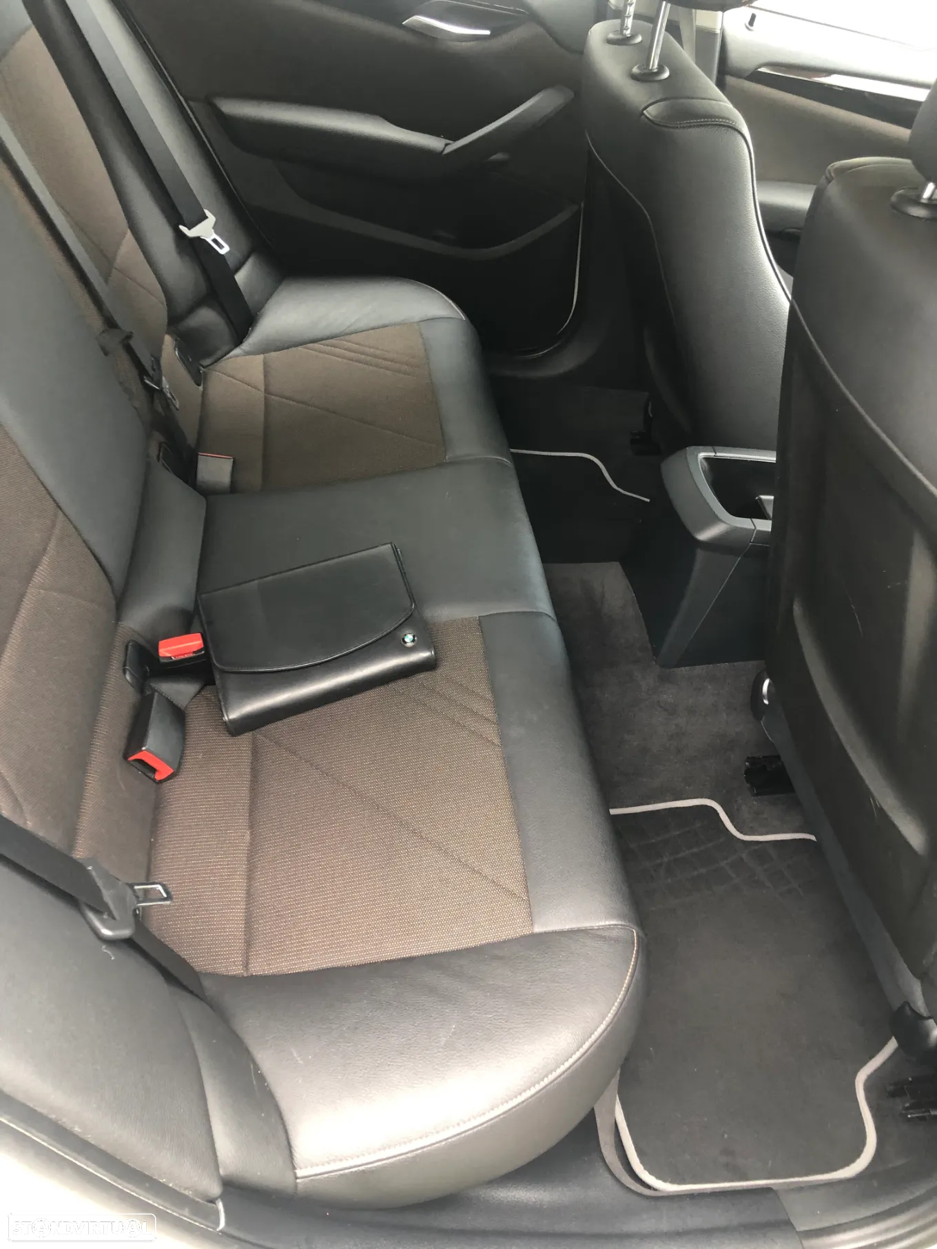 BMW X1 18 d sDrive Line Sport - 3