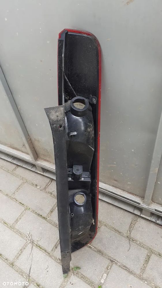 LAMPA TYŁ TYLNA PRAWA FORD FOCUS MK 2 II LIFT HB ORYGINAŁ - 2