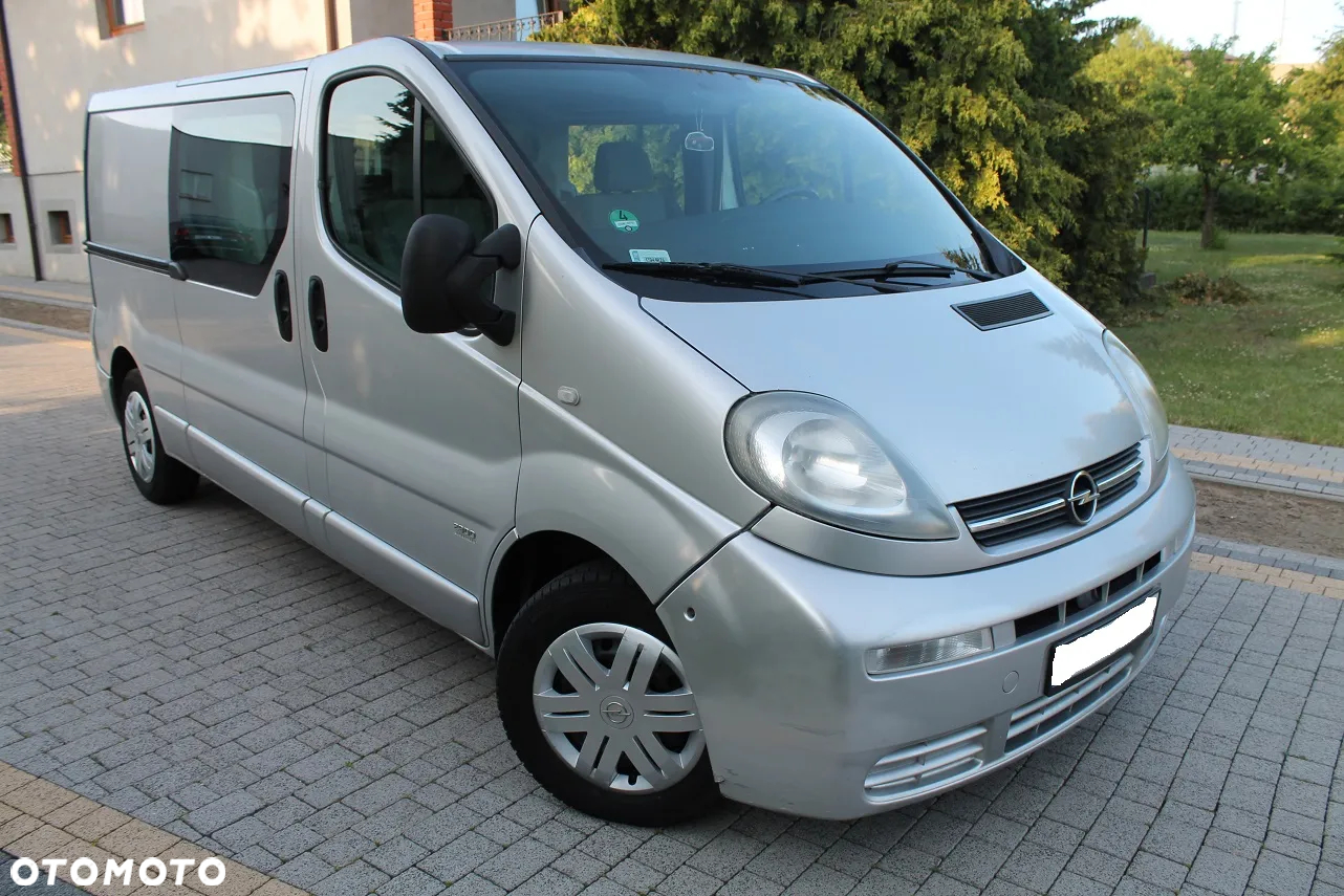 Opel Vivaro - 2