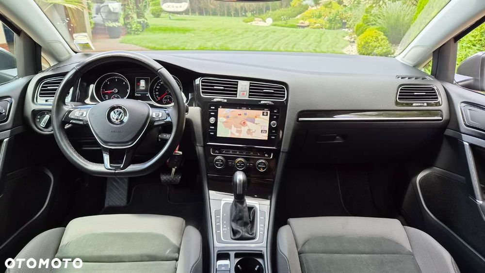 Volkswagen Golf Variant 2.0 TDI SCR DSG Highline - 16