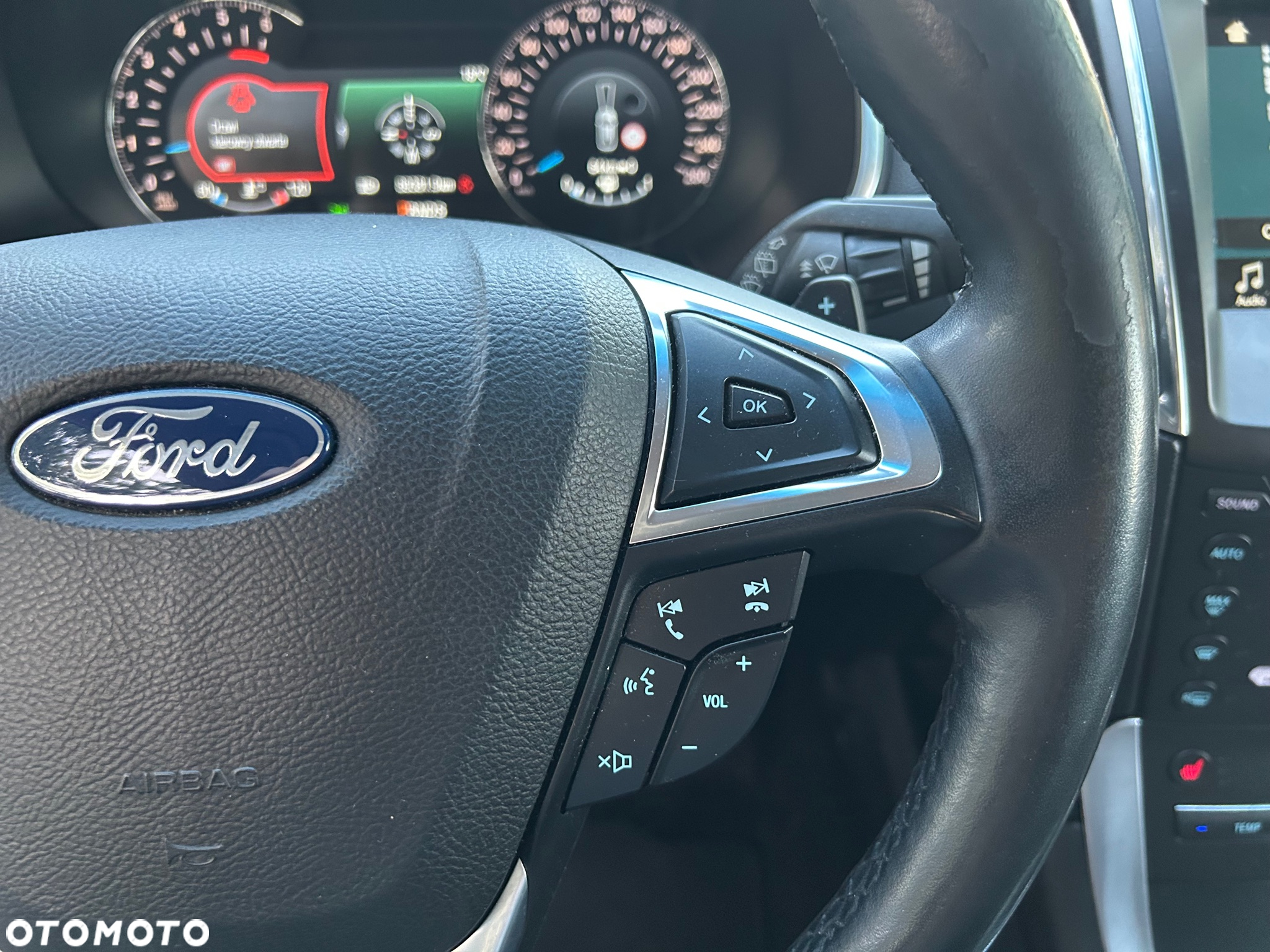 Ford Edge 2.0 TDCi Twin-Turbo 4WD ST-Line - 33
