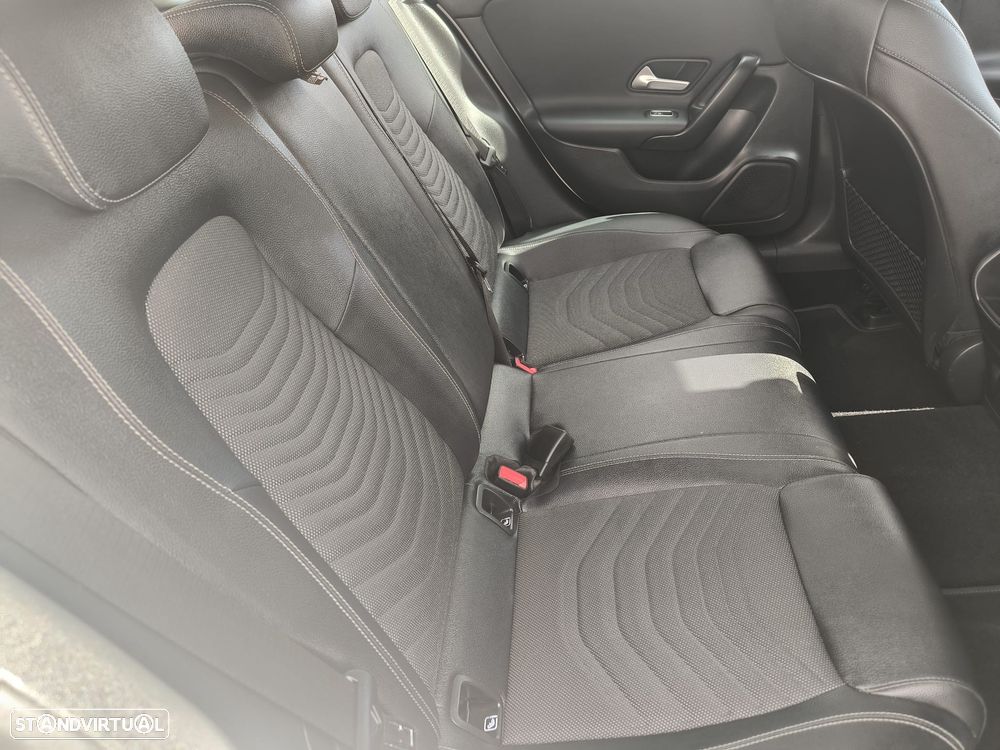 Mercedes-Benz CLA 250 - 10