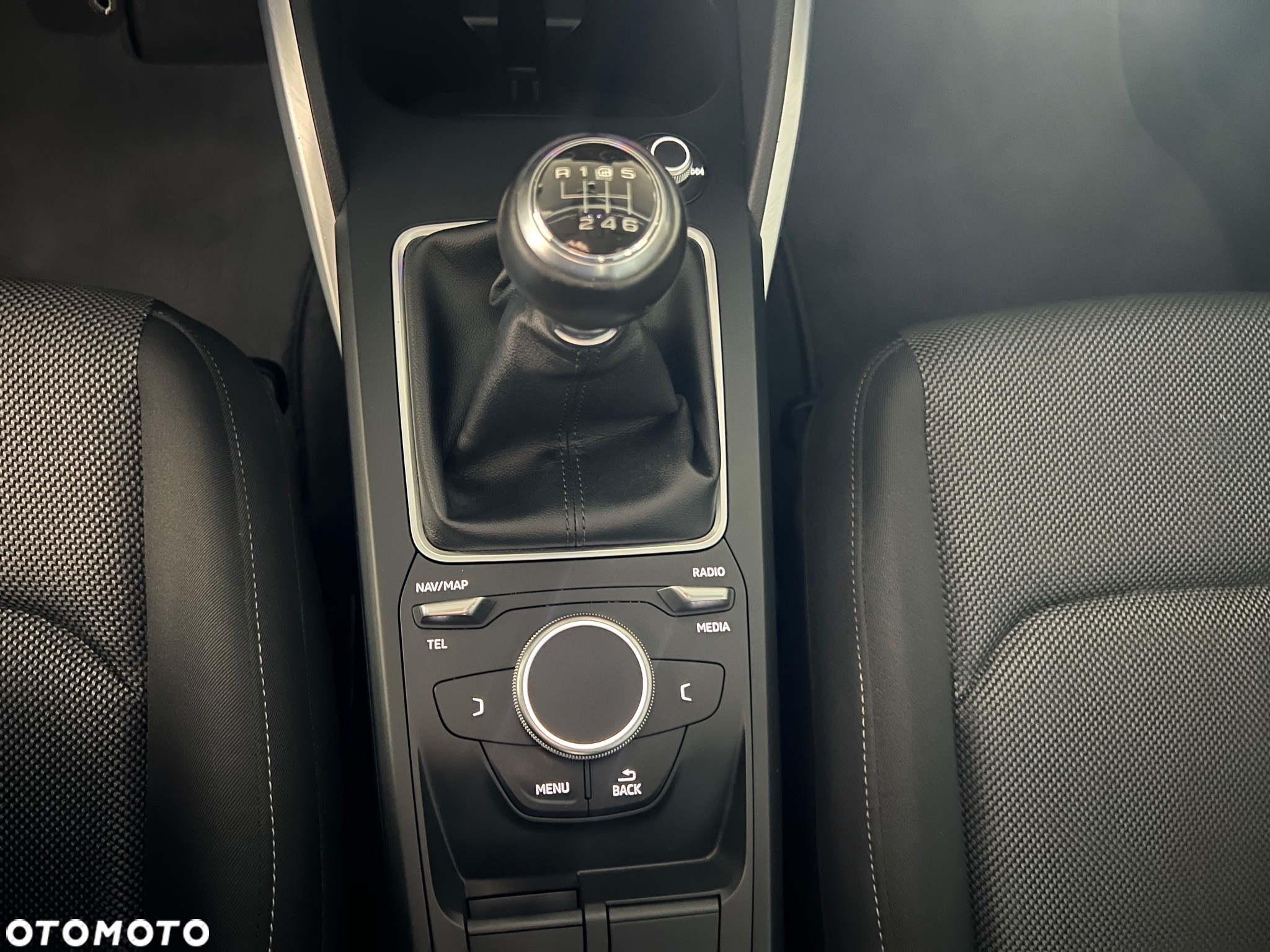 Audi Q2 - 18