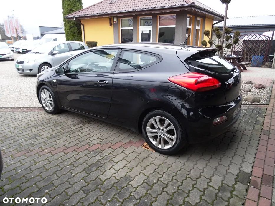 Kia ProCeed Pro_cee'd 1.6 GDI L - 8