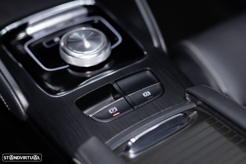 MG ZS EV 44.5 kWh Luxury - 41