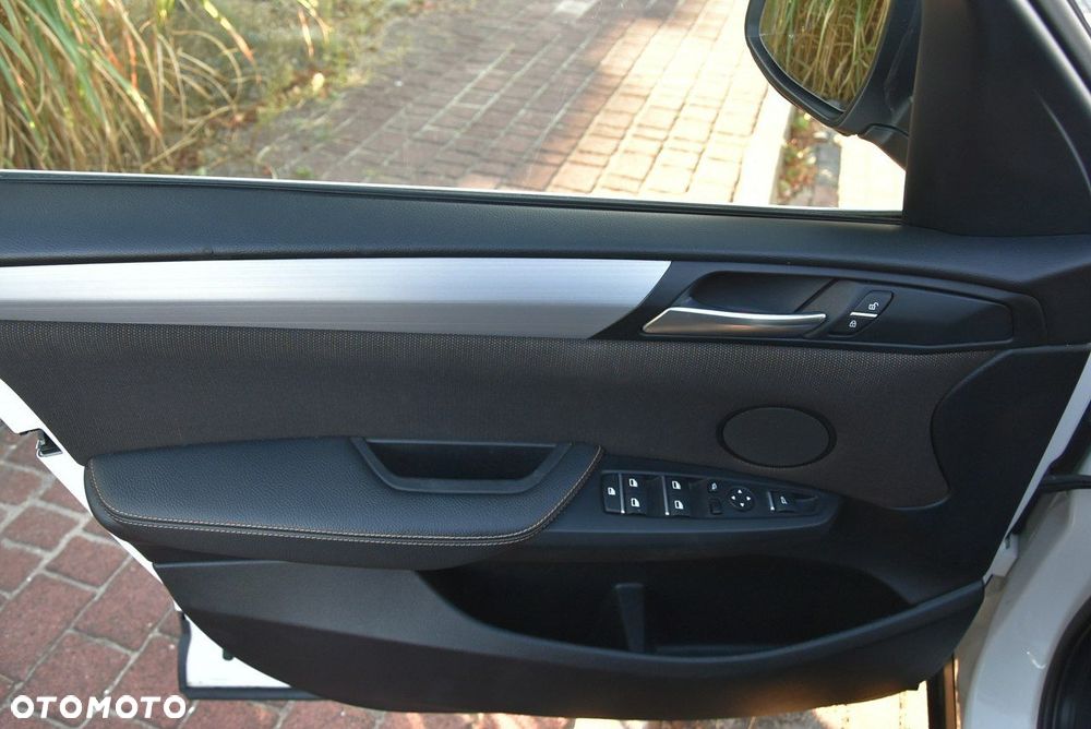 BMW X3 xDrive20i xLine - 30