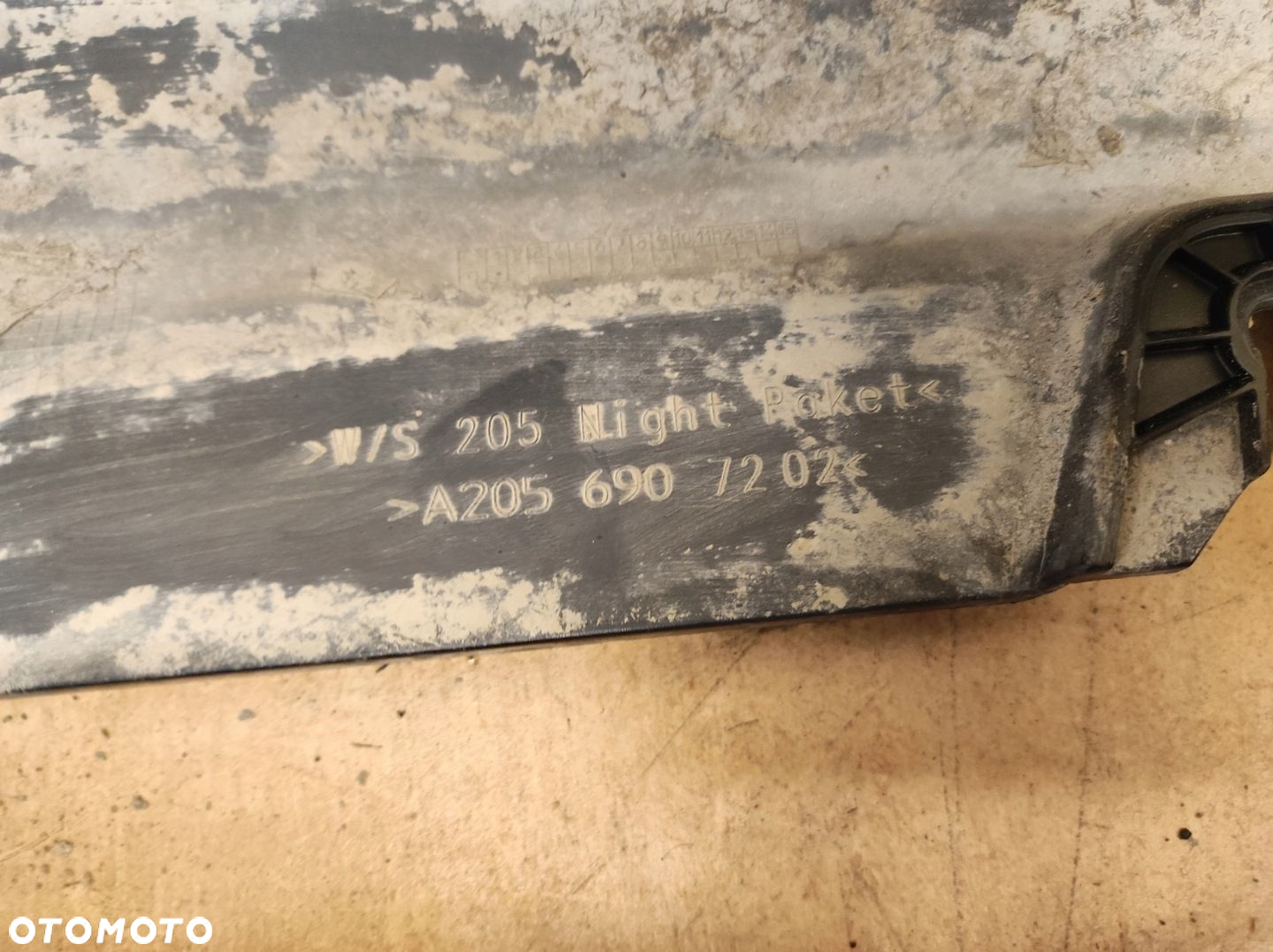 Listwa progowa próg prawy C Klasa W205 205 lift kombi - 14