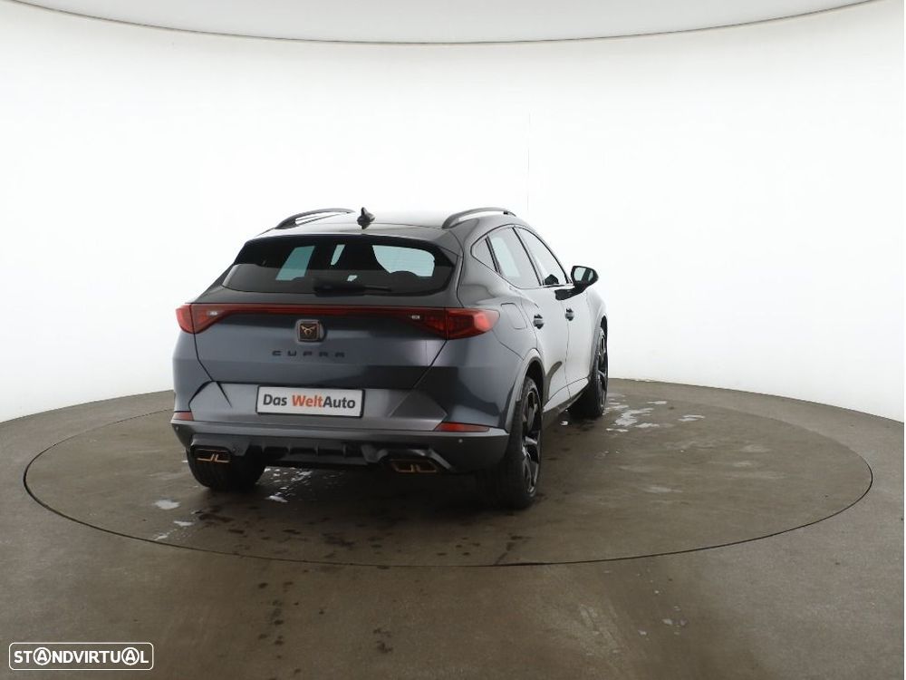 Cupra Formentor VZ 1.4 e-Hybrid DSG - 8