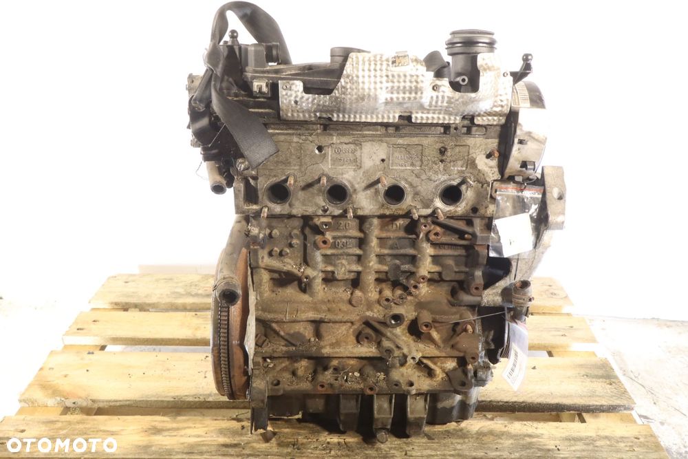 SILNIK VOLKSWAGEN PASSAT B6 2.0TDI 140KM CBA TEST FILM - 1