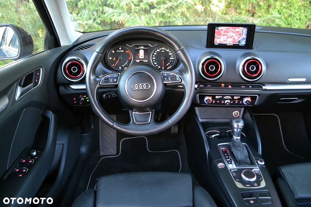 Audi A3 Sportback - 13