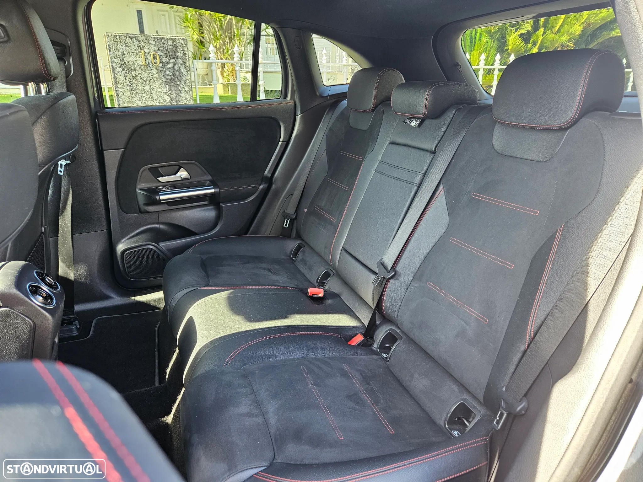 Mercedes-Benz EQA 250 AMG Line - 8