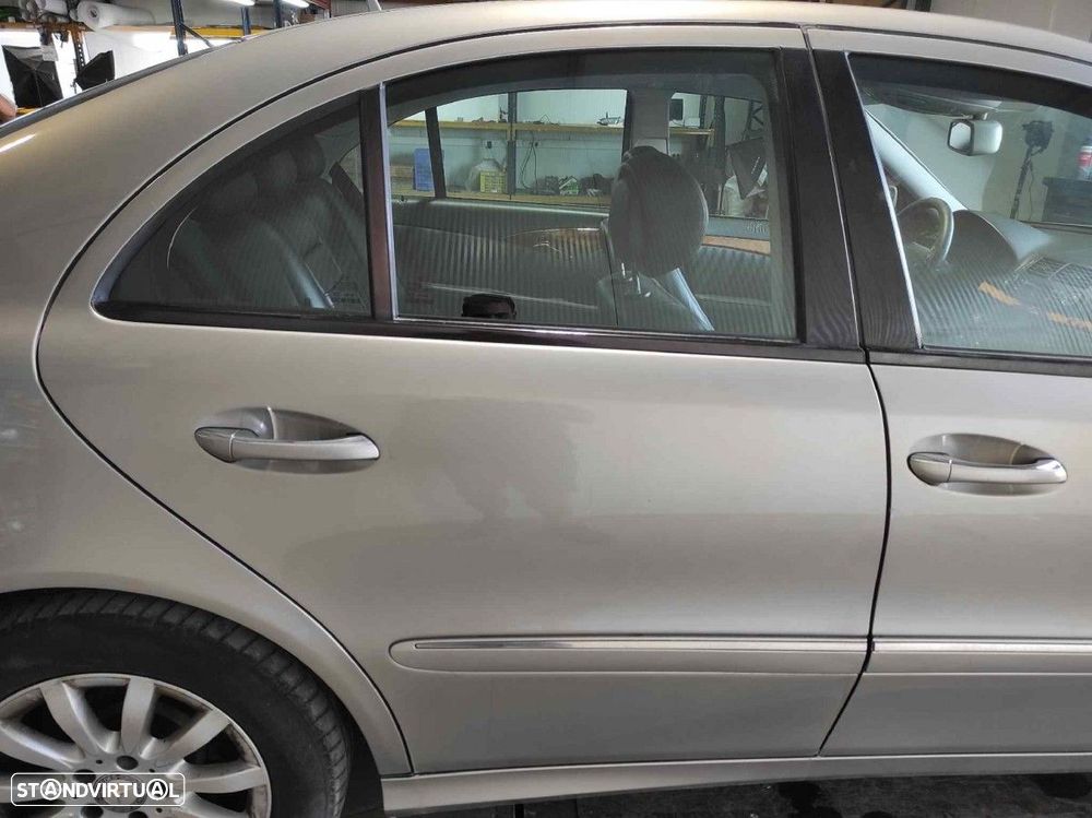 PORTA TRASEIRA DIREITA MERCEDES CLASE E (W211) BERLINA E 220 CDI (211.008) - 1
