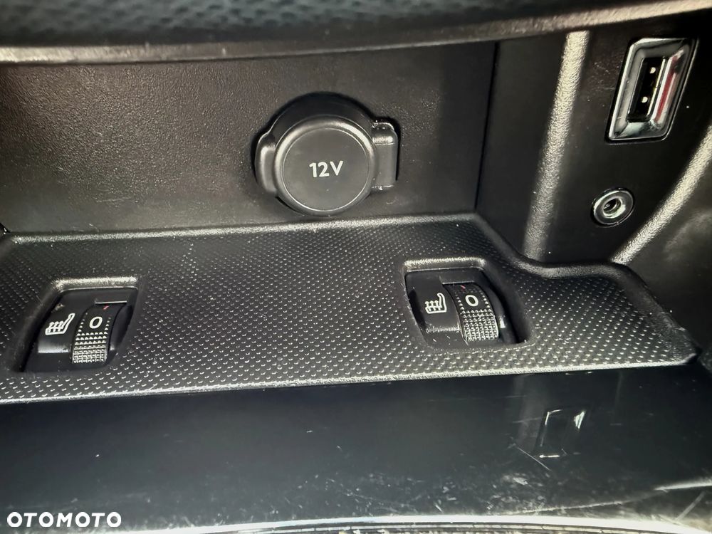 Peugeot 308 1.6 BlueHDi Business Line S&S - 28