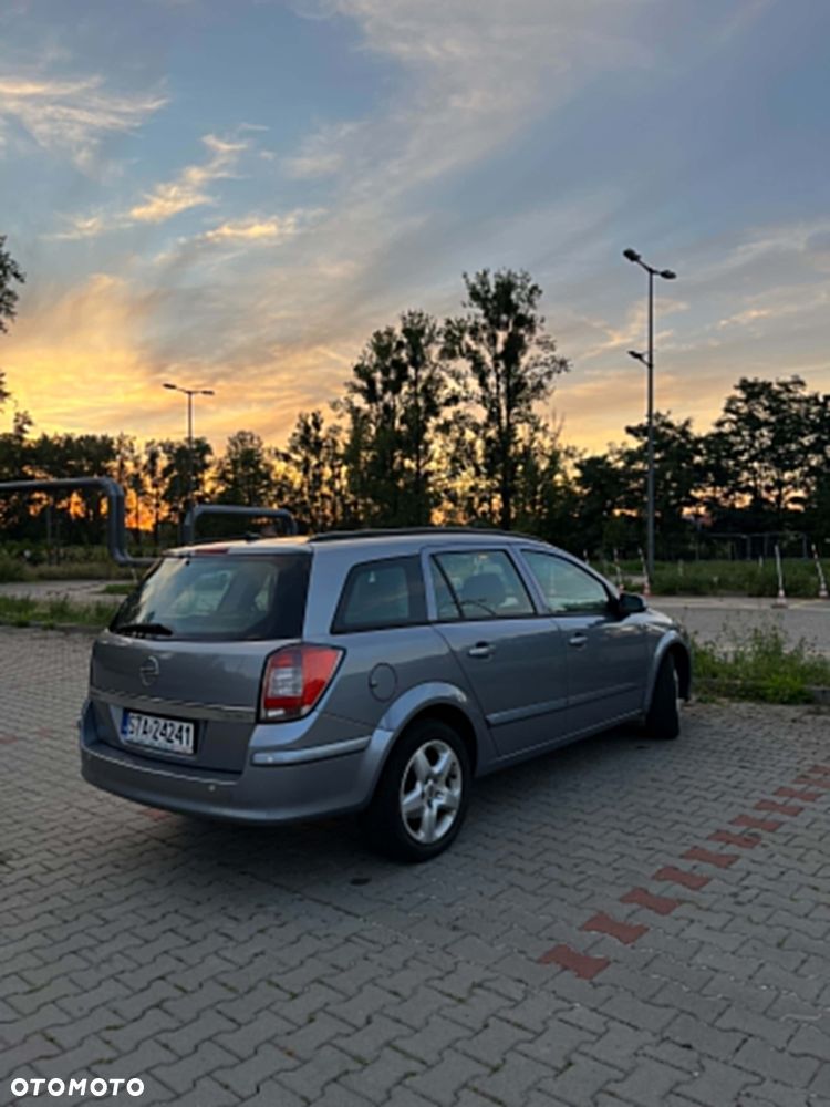 Opel Astra 1.9 CDTI - 7