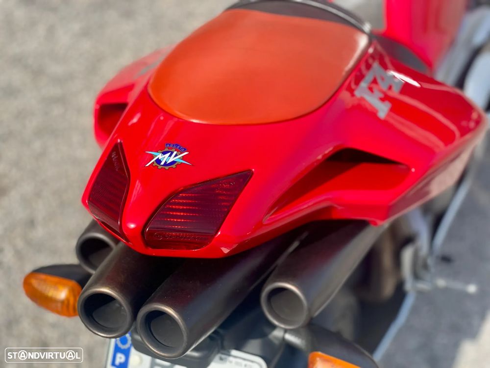 MV Agusta F4 750 - 16
