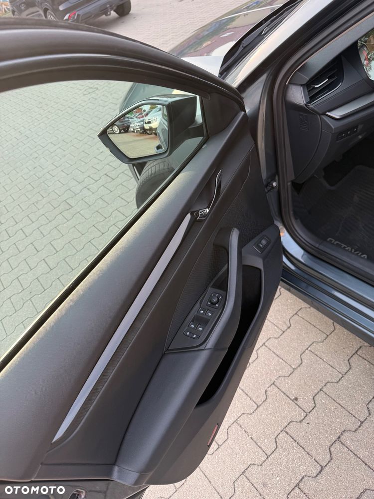 Skoda Octavia - 11