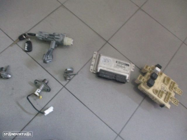 Centralina 3910926740    911102D000    HYUNDAI ELANTRA 2000 1.6 I Kefico - 5