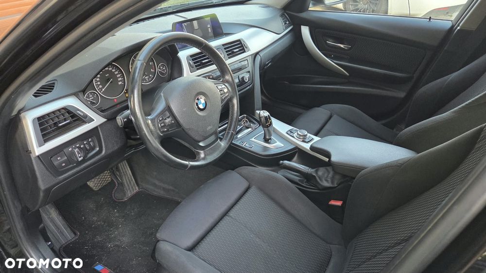 BMW Seria 3 - 22