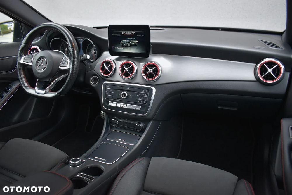 Mercedes-Benz GLA 200 d 7G-DCT AMG Line - 15