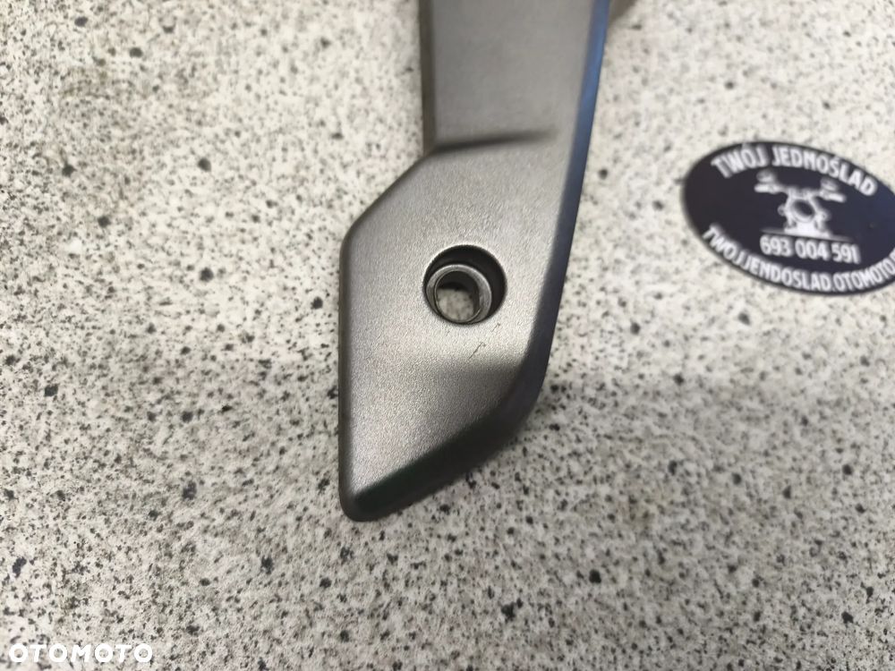 Osłona chłodnicy lewa Triumph Trident 660 2022 - 4