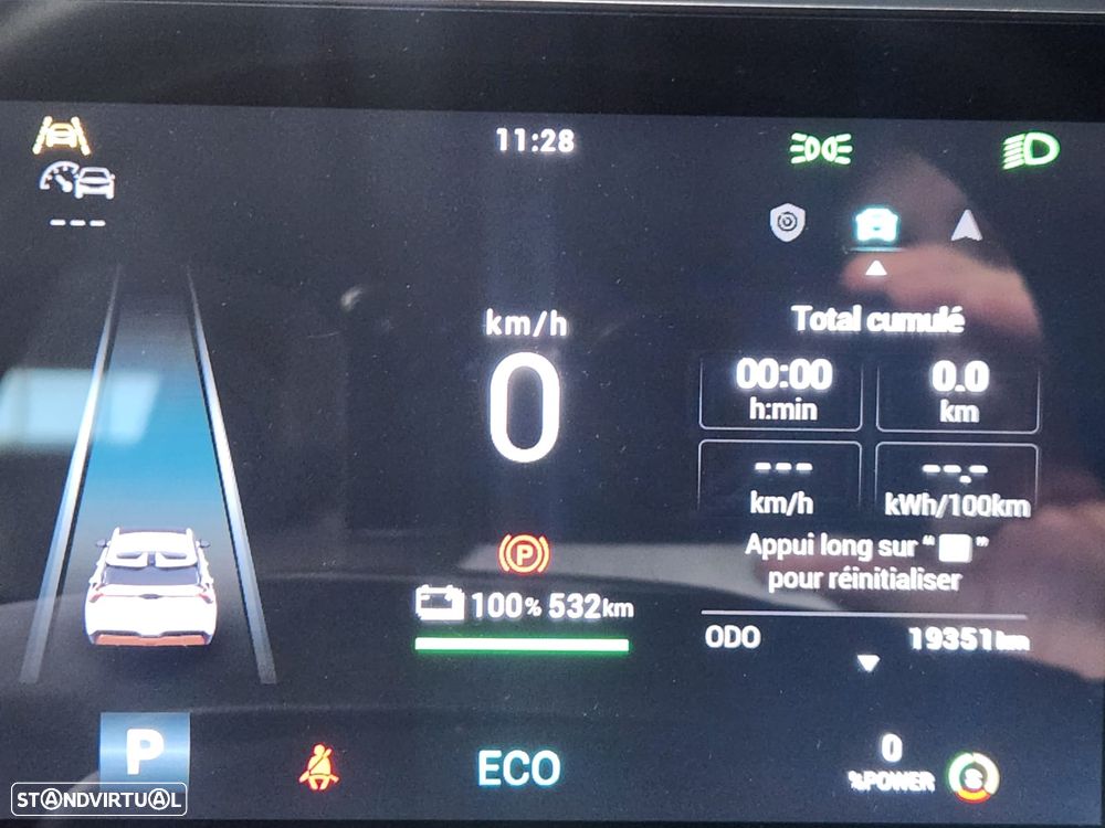 MG MG4 77 kWh Extended Range Luxury - 16