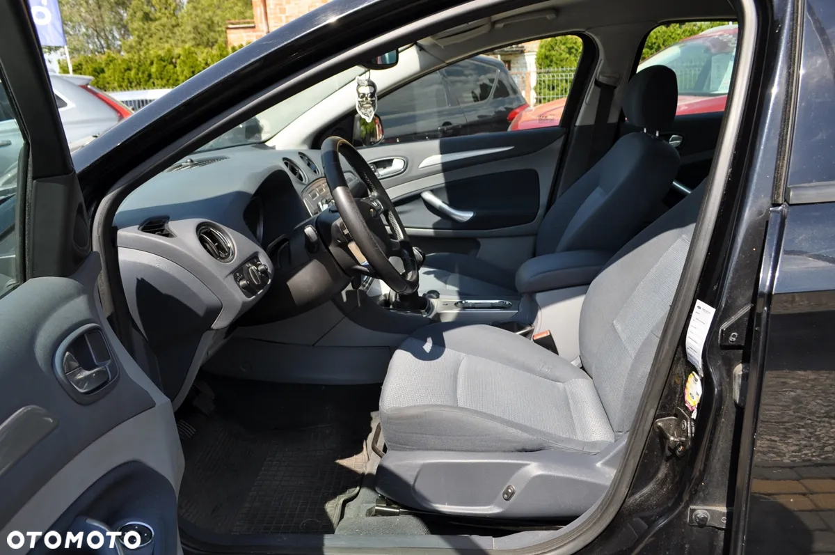Ford Mondeo 2.0 Gold X - 13