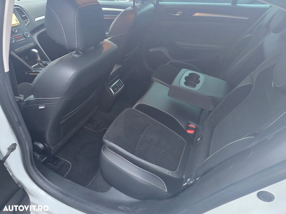 Renault Megane TCe 140 GPF EDC INTENS - 9