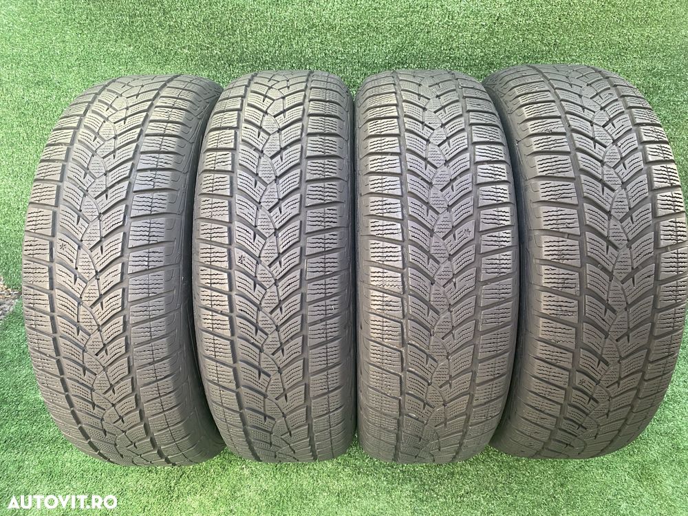 Set 4 anvelope iarna 215 65 R17 99V Good Year Ultra Grip Performance - 1