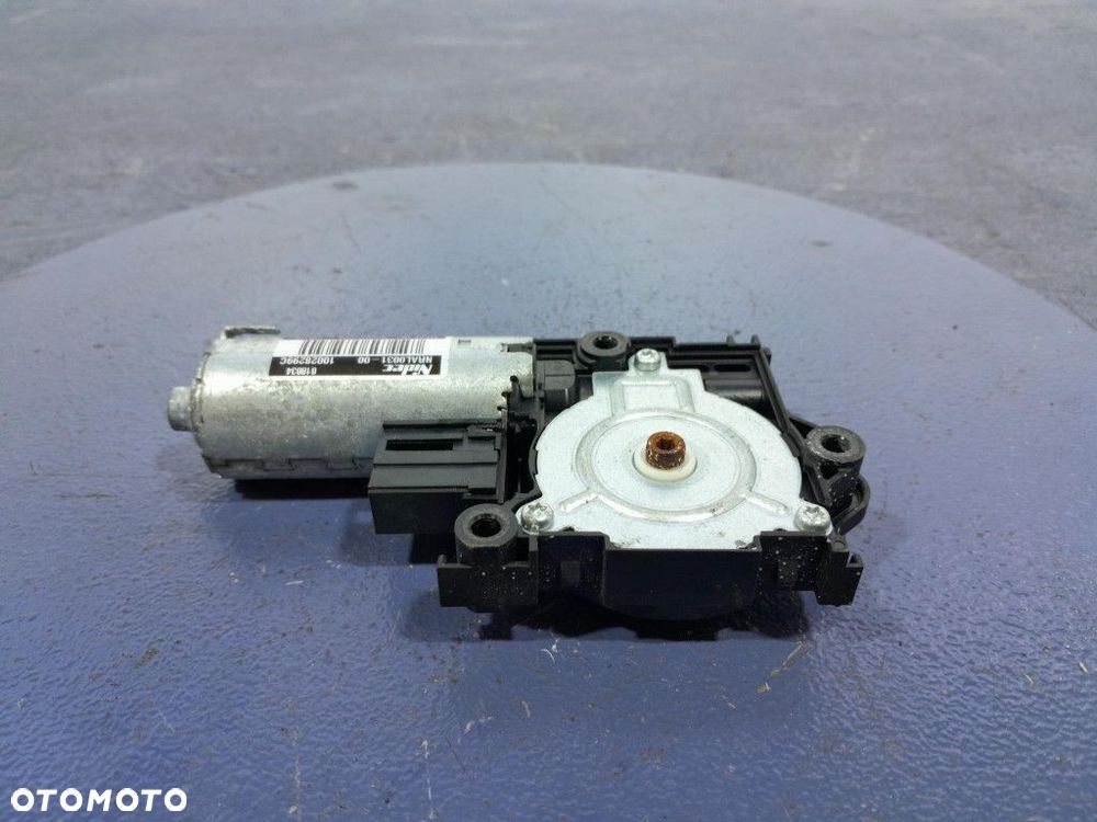 AUDI Q7 II 4M LIFT SILNICZEK SZYBERDACHU 4M0959591 - 2