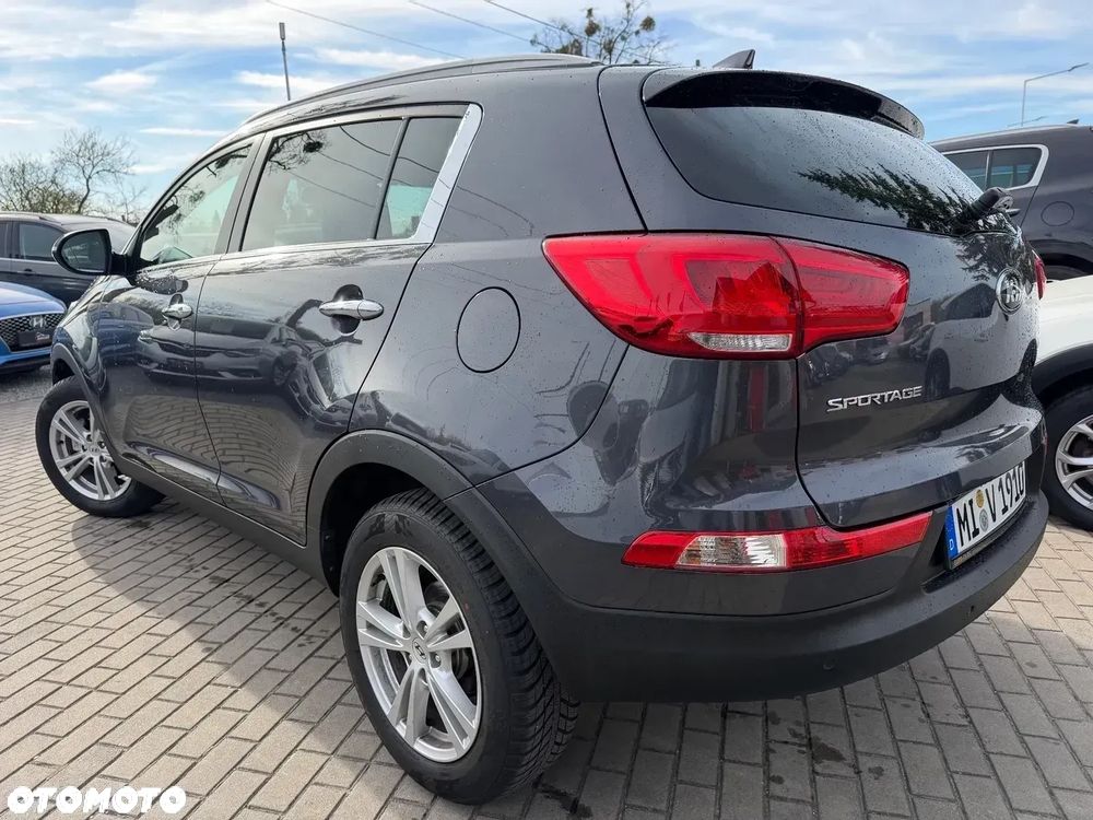 Kia Sportage 1.6 GDI 2WD Attract - 2