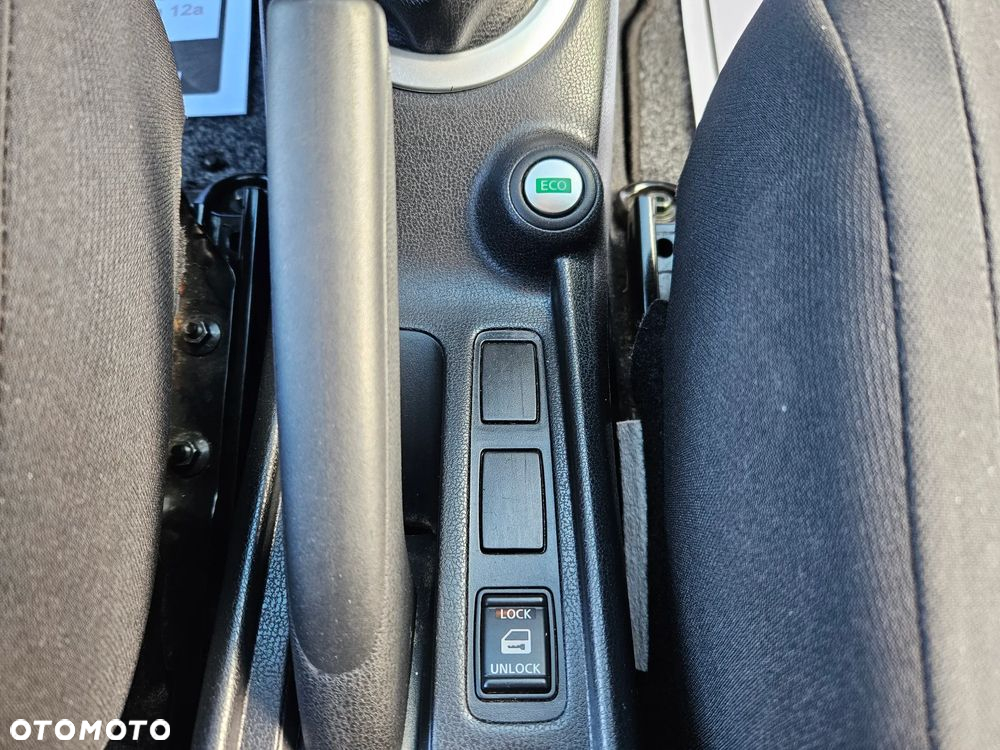 Nissan Note 1.2 Tekna EU6 - 31