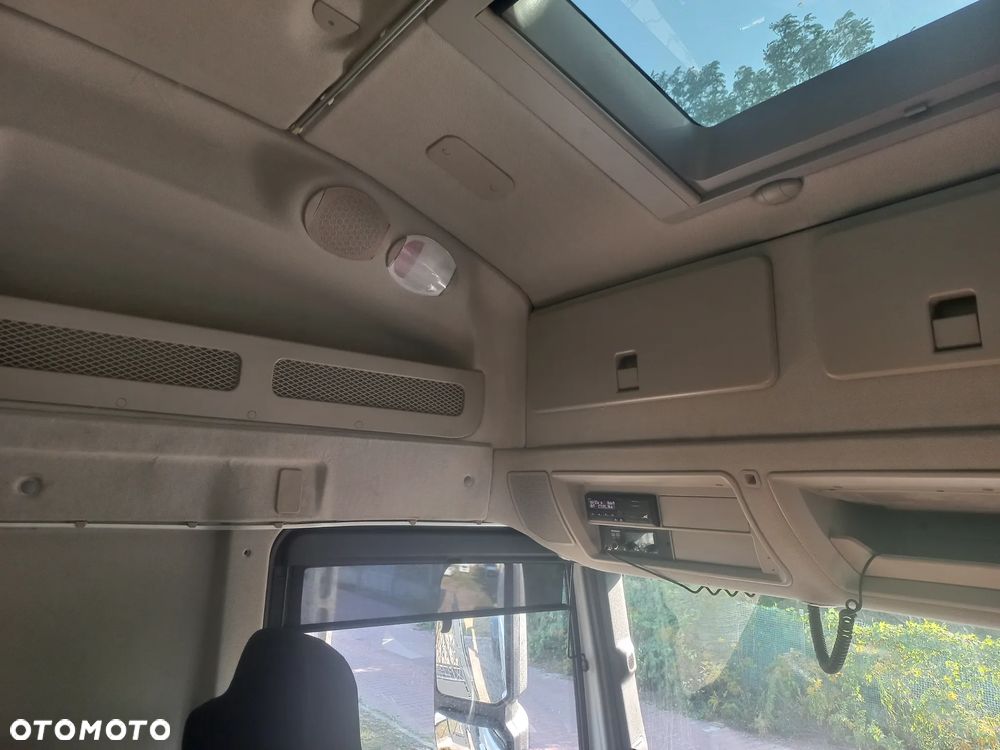 Iveco S-Way - 9