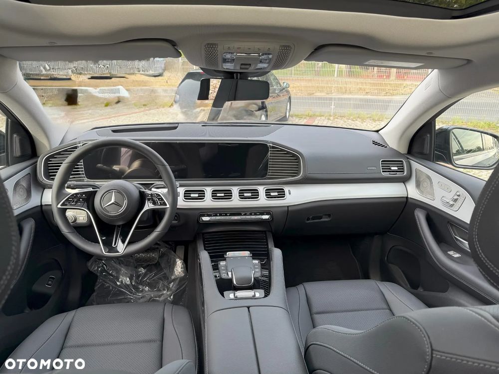Mercedes-Benz GLE - 16