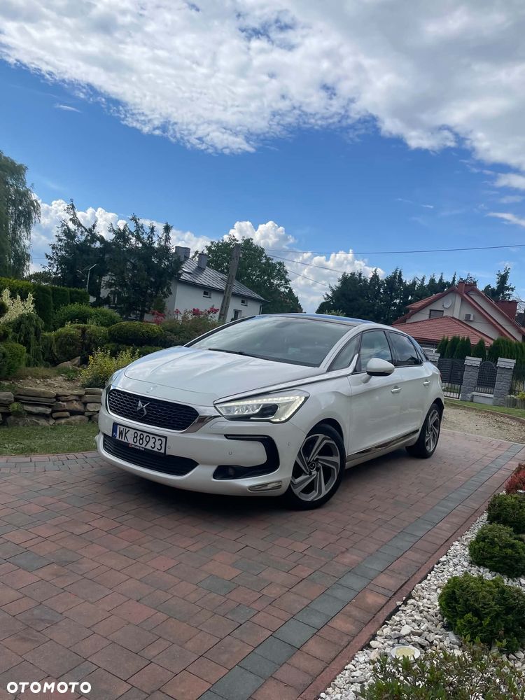 DS Automobiles DS 5 - 10
