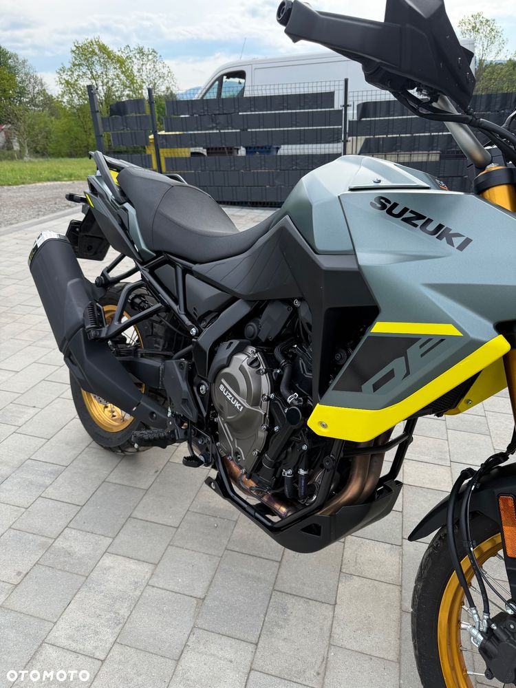 Suzuki V-STROM - 7