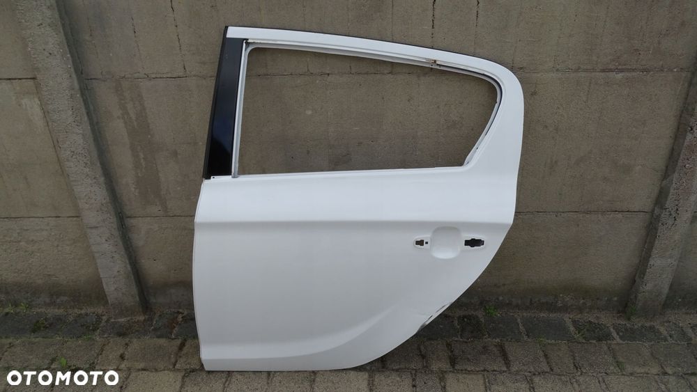 hyundai i20 i h/b - drzwi tylne lewe - 1