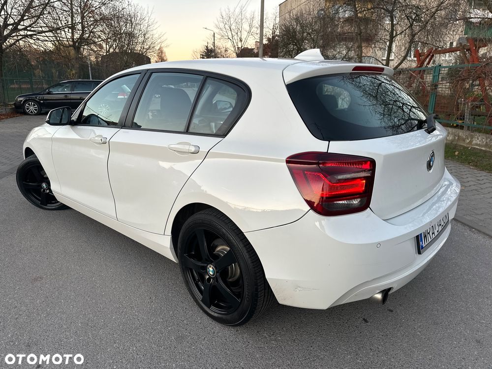 BMW Seria 1 116i - 3