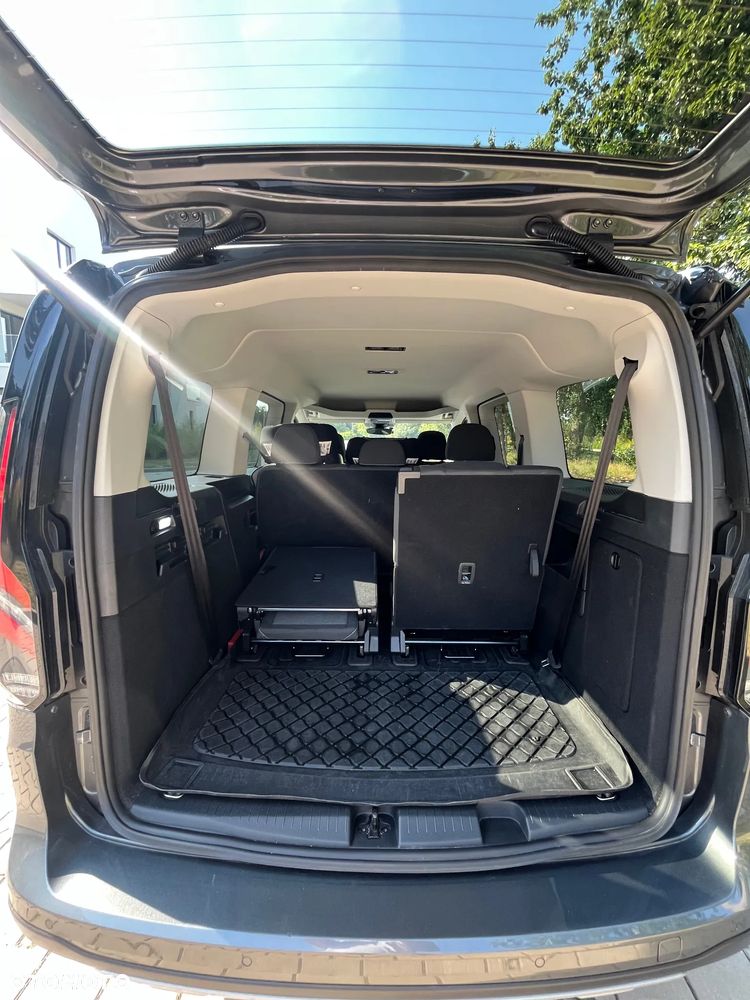 Ford Tourneo Connect Grand 1.5 EcoBoost Active - 17