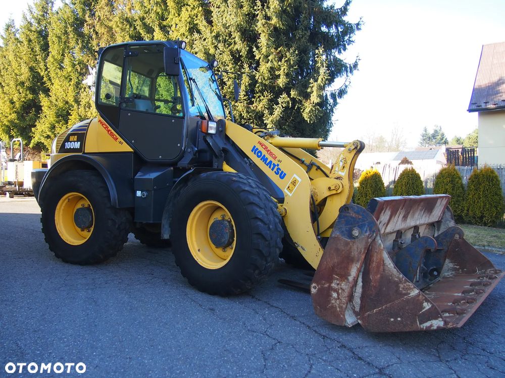 wszystkie maszyny są sprowadzone w dobrym stanie technicznym i wizualnym . zapraszamy do obejrzenia innych naszych ofert na paczynscy.pl cena na export, nie zawiera podatku - 1