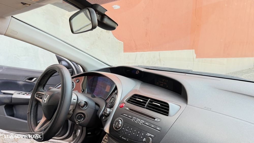 Honda Civic 1.4 Comfort - 9