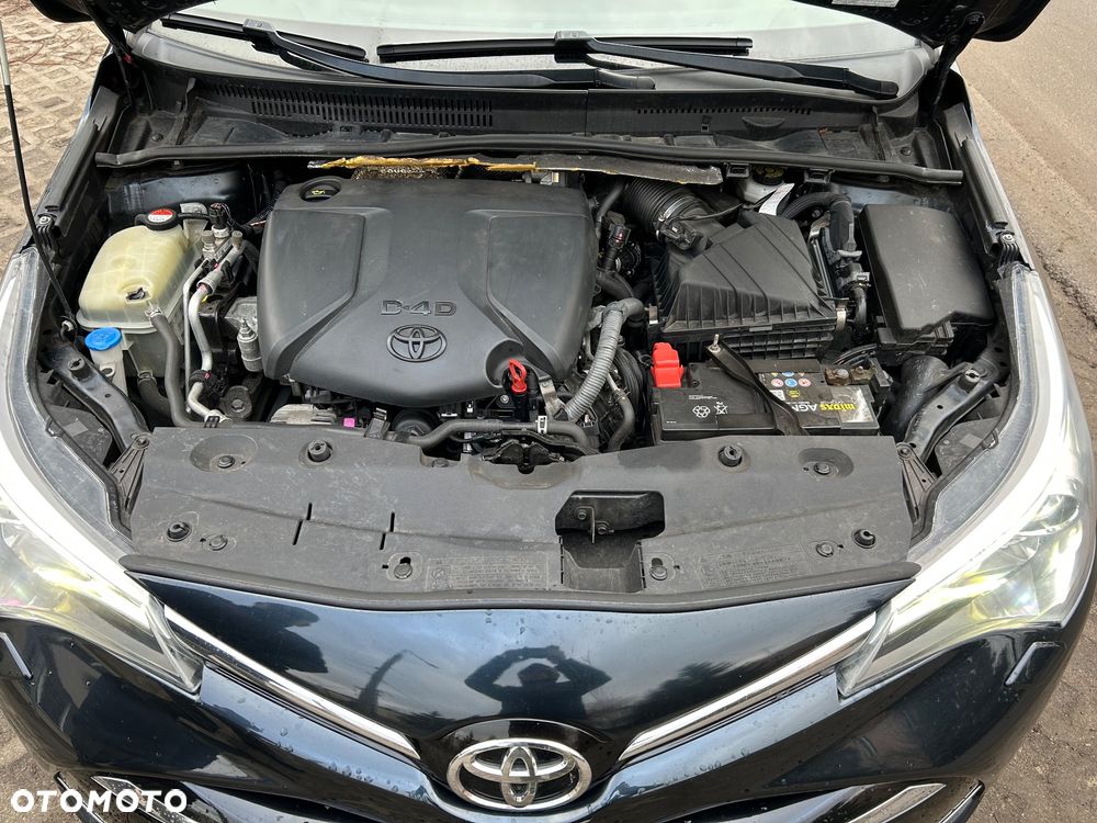 Toyota Avensis 2.0 D-4D Active Business - 8