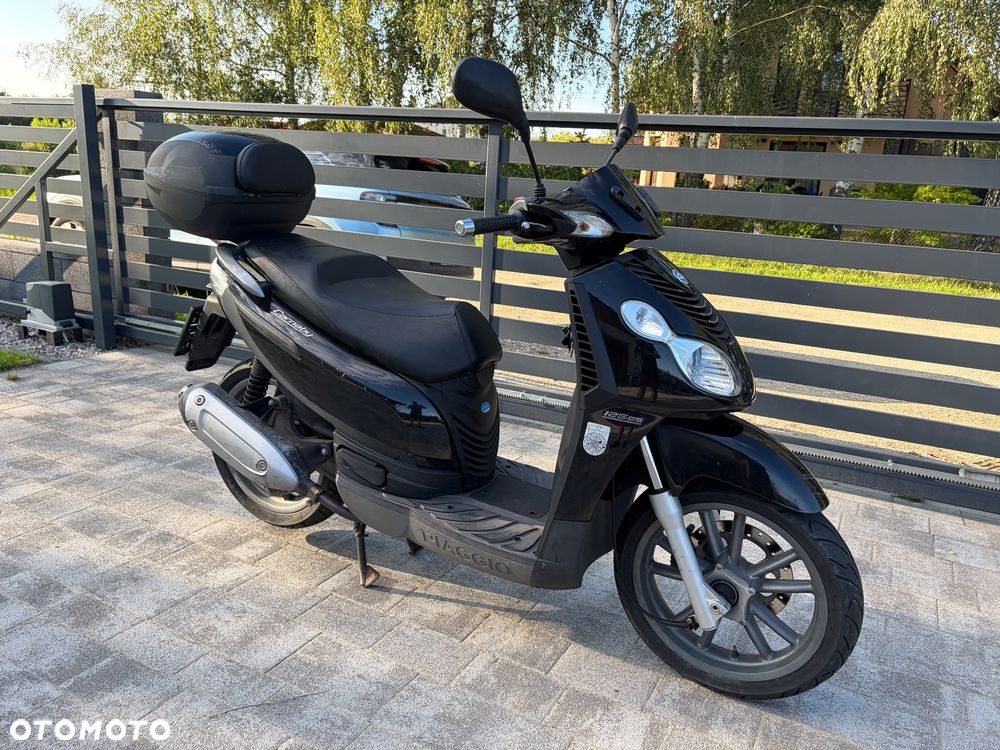 Piaggio Carnaby - 1